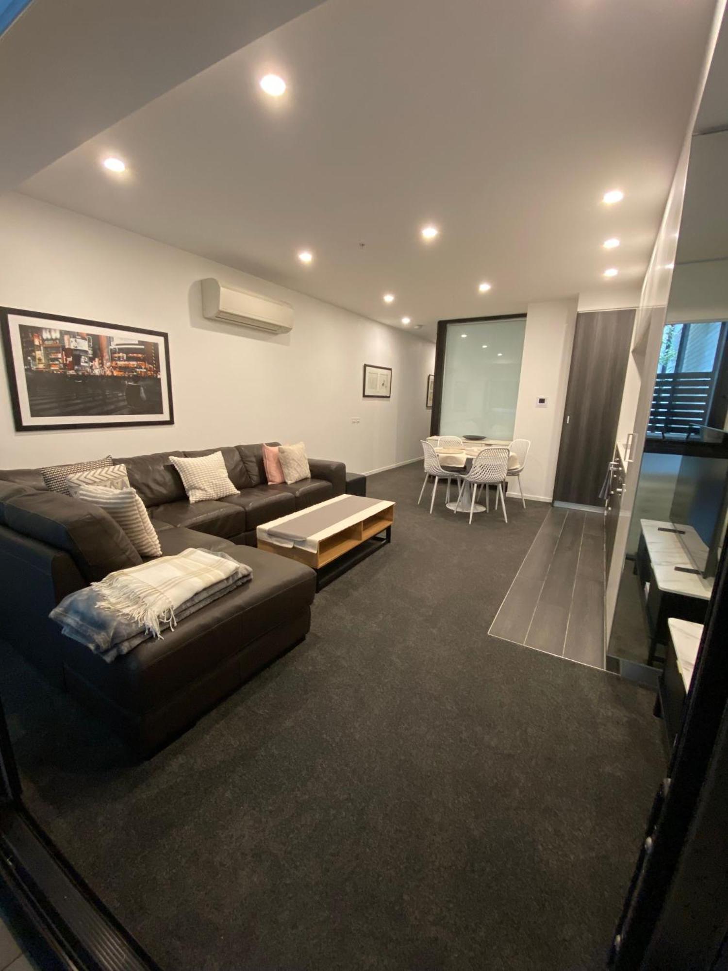 Modern Quiet 1 & 2 Bed Apt Opposite Albert Park Melbourne Zewnętrze zdjęcie